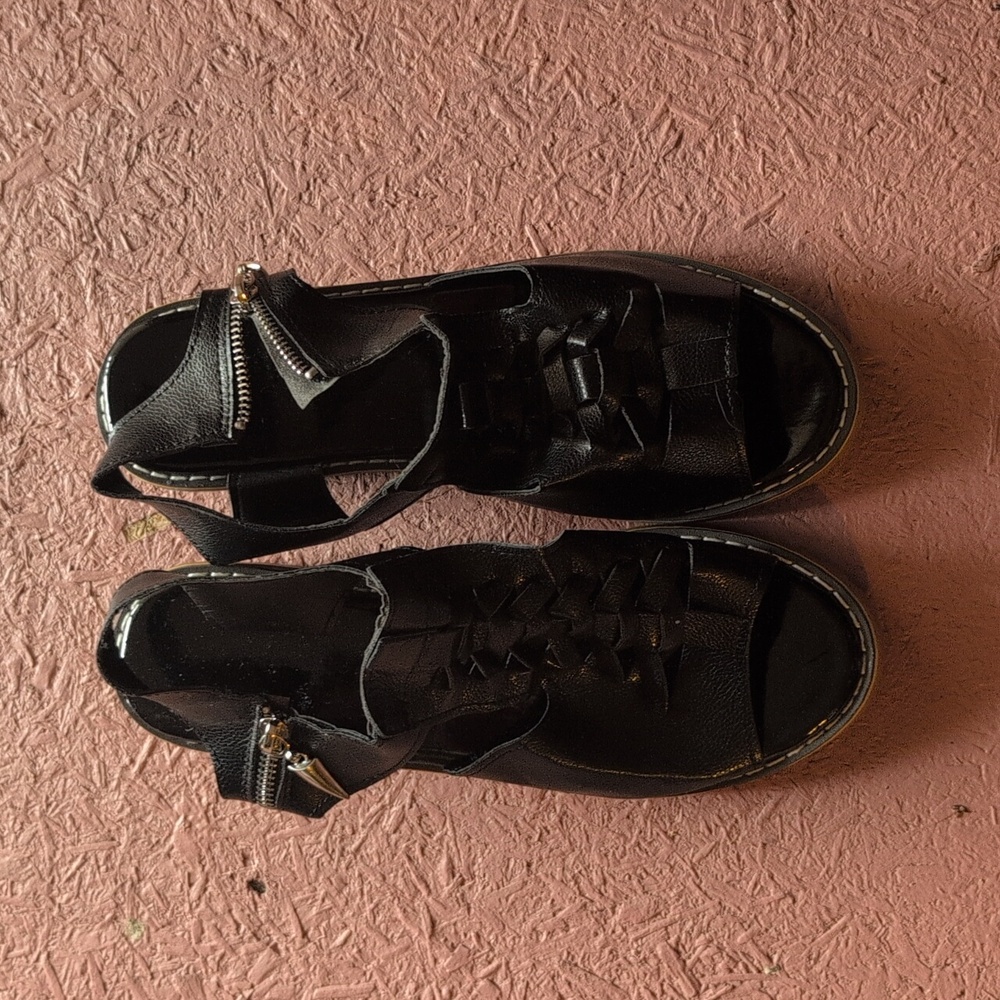 Sandals/Heels